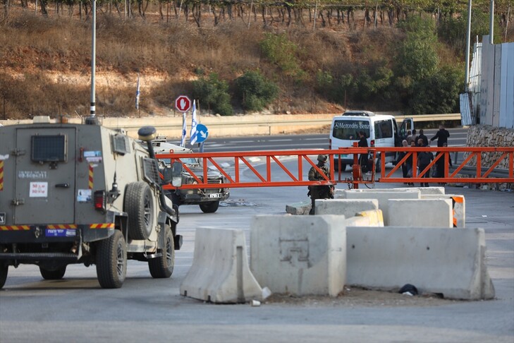 Ushtria izraelite vazhdon rrethimin e Hebronit për të dytën ditë  arreston 19 palestinezë në Bregun Perëndimor