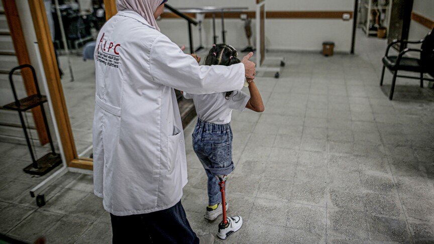 BM: 2005'ten bu yana silahlı çatışmalarda çocuklara karşı 430 binden fazla ihlal oldu haber görseli