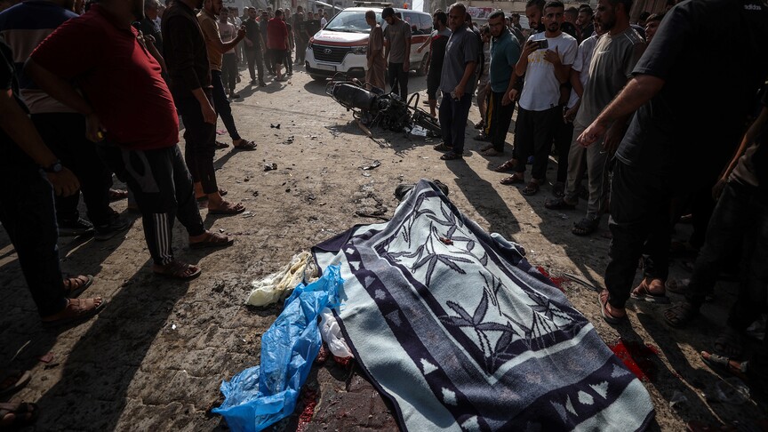 Israel kills 4 Palestinians in strike on government post in Gaza ...