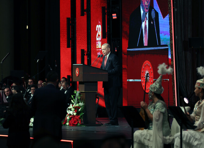 Presidenti Erdogan  Bota turkike do të përpiqet ta shndërrojë periudhën e ardhshme në  Shekullin Turk 