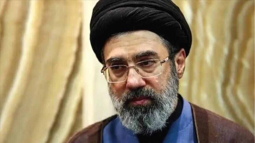 Hamaney’den askeri yetkililere olası saldırılara karşı "ani ve coğrafi sınırı olmayan cevap verilmesi" talimatı