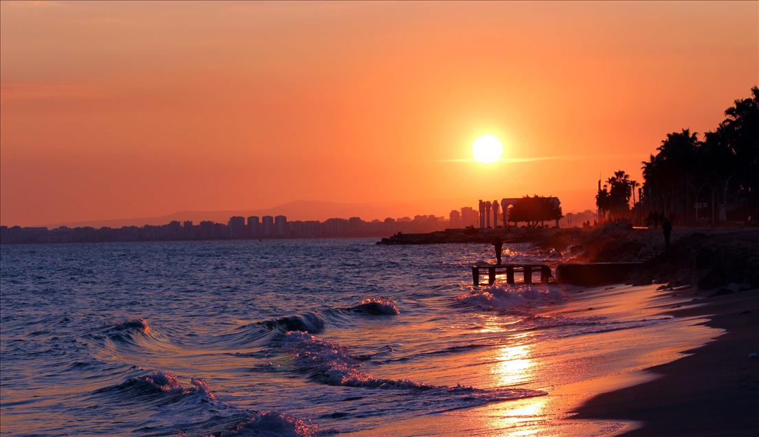 MERSIN'DE GUN BATIMI