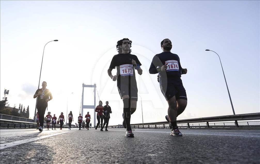 World's only intercontinental marathon starts in Istanbul
