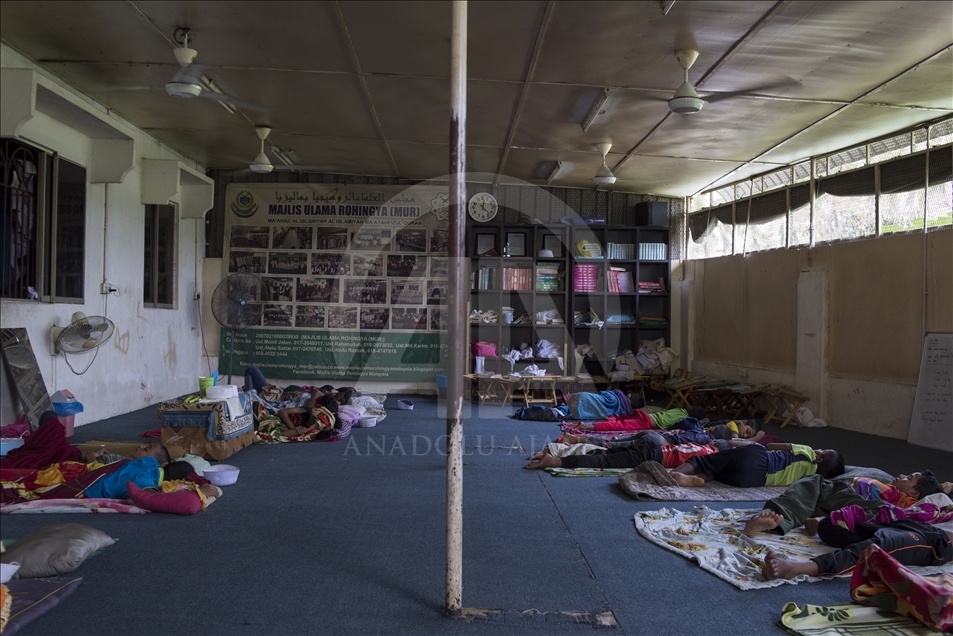 Беженцы из Мьянмы сталкиваются с проблемами в Малайзии