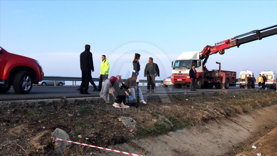 Denizli'de yolcu otobüsü devrildi