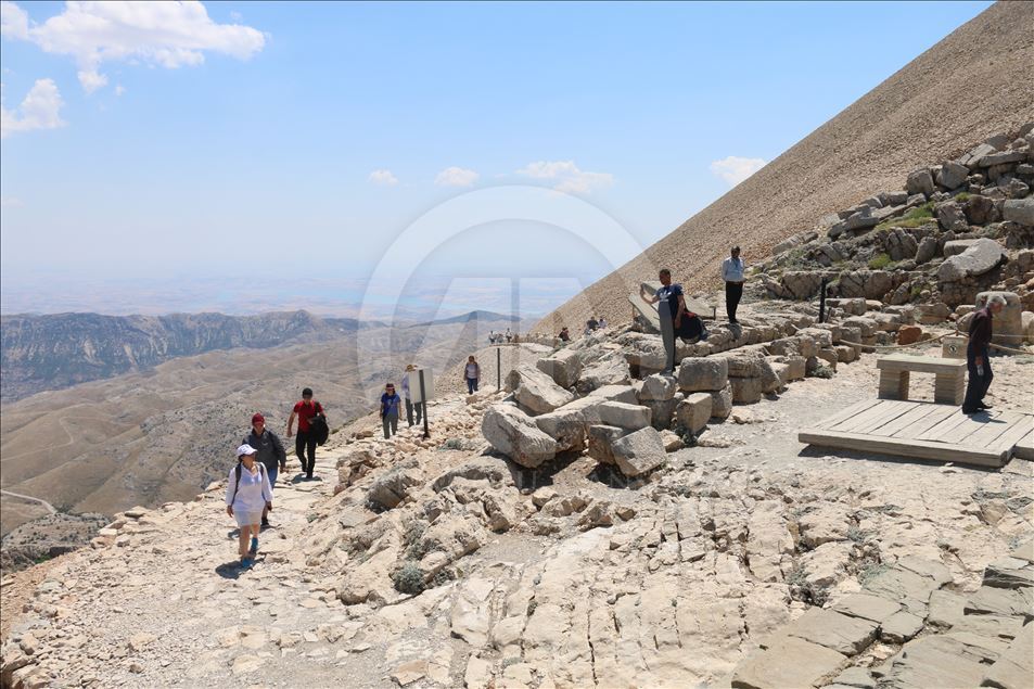 چشم انداز زیبای طلوع و غروب آفتاب در ارتفاعات نمرود
