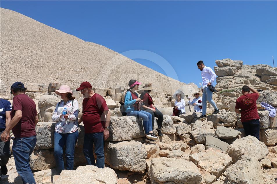 چشم انداز زیبای طلوع و غروب آفتاب در ارتفاعات نمرود
