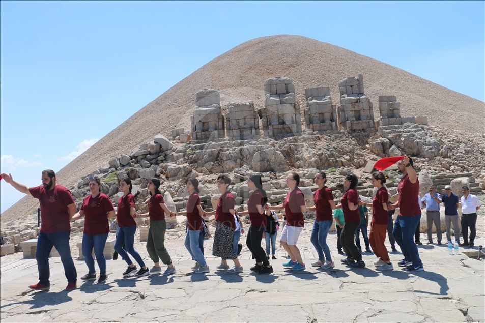 چشم انداز زیبای طلوع و غروب آفتاب در ارتفاعات نمرود
