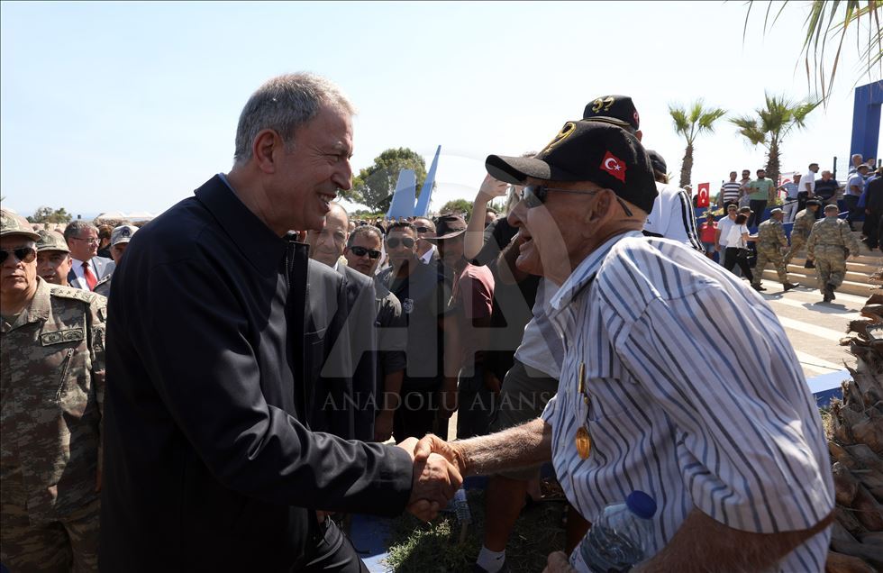 Bakan Akar ve komutanlar KKTC'de
