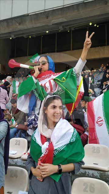 نخستین حضور زنان ایران پس از 40 سال در ورزشگاه آزادی تهران
