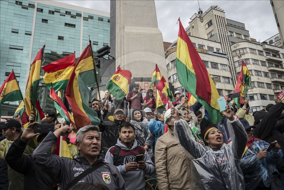 Bolivya Devlet Başkanı Evo Morales istifa etti