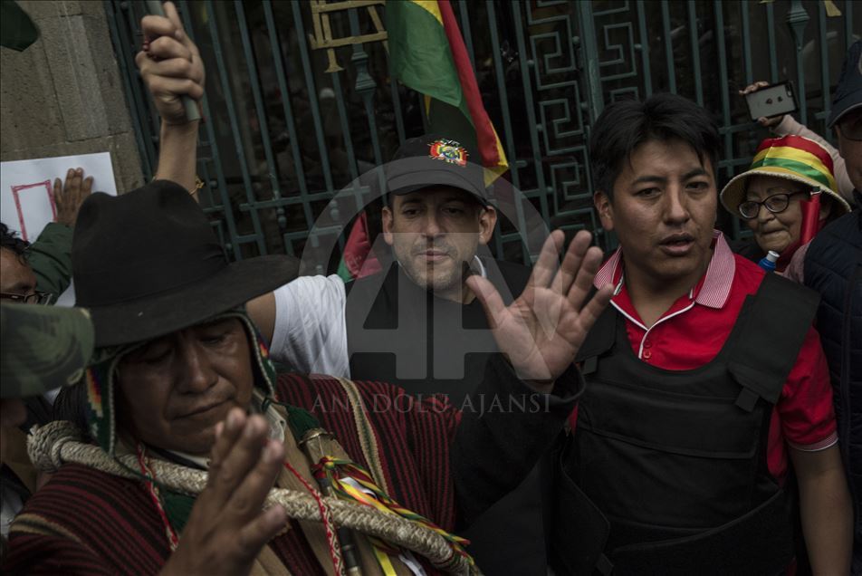 Bolivya Devlet Başkanı Evo Morales istifa etti