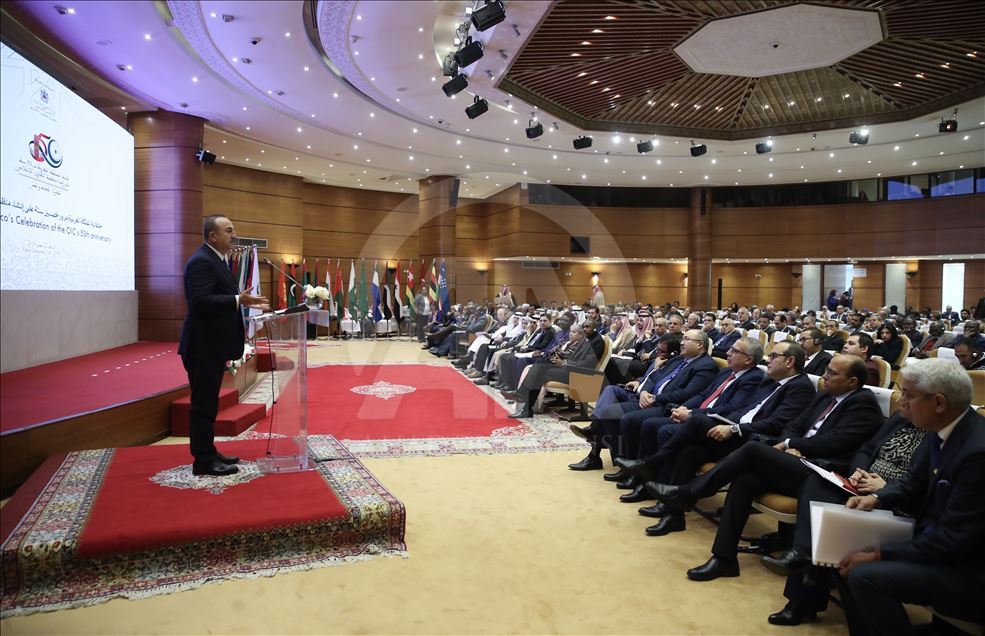 چاووش‌اوغلو: مسلمانان با تبعیض مواجه هستند
