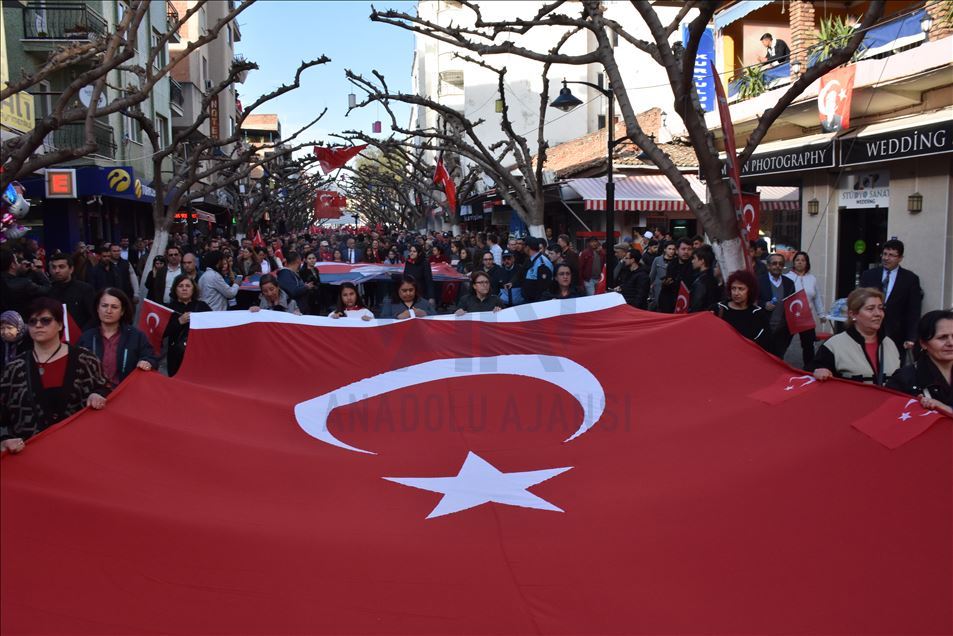 Türkiye Mehmetçik için tek yürek oldu