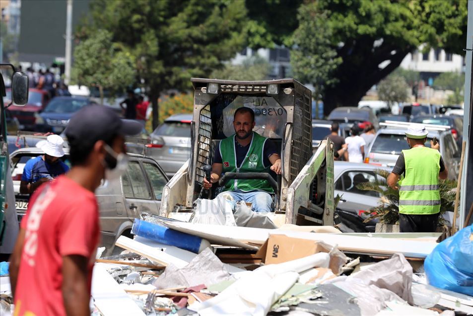 ترکیه بین 3700 خانواده در بیروت کمک‌های اولیه توزیع کرد

