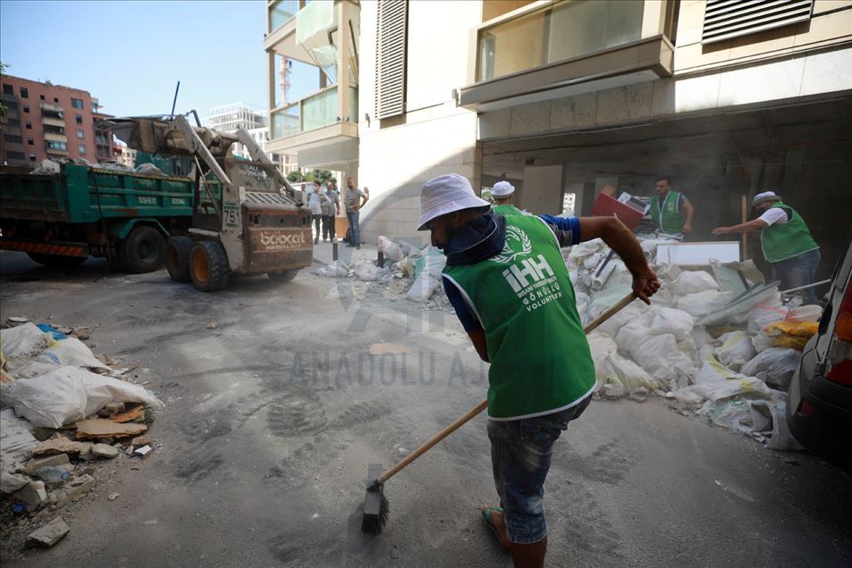 ترکیه بین 3700 خانواده در بیروت کمک‌های اولیه توزیع کرد
