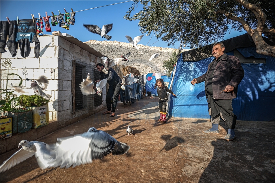 Жители Идлиба надеются на помощь на фоне зимних холодов