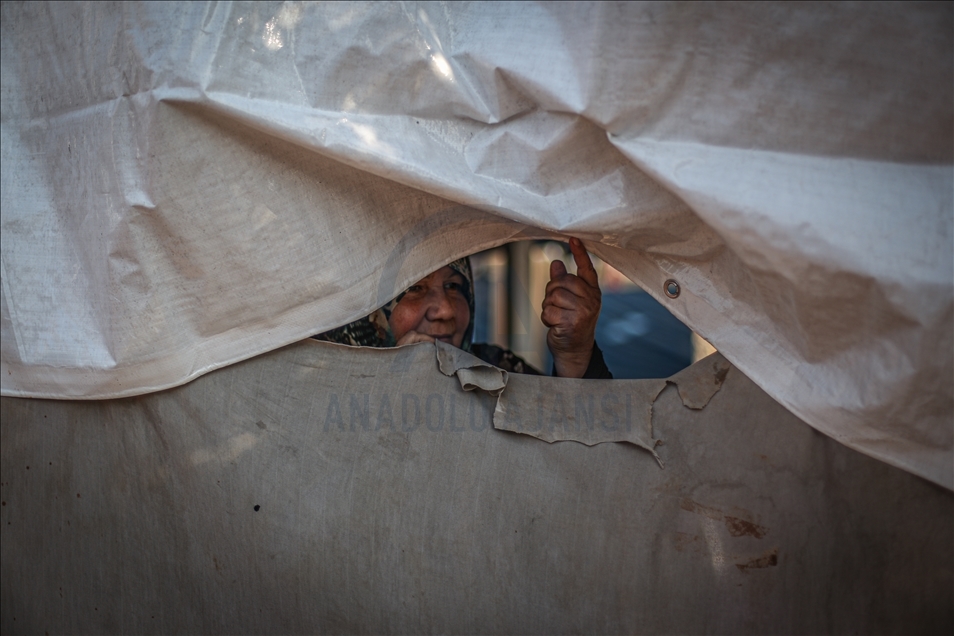 وضعیت دشوار آوارگان سوری در اردوگاه‌های چادری ادلب