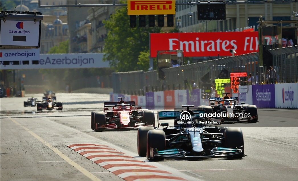 В Баку завершились гонки Формулы-1 в рамках Гран-при Азербайджана