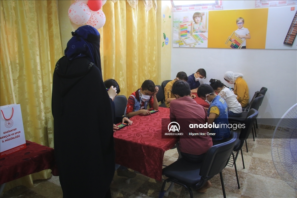 Suriye'nin Bab ilçesinde gençlik merkezi açıldı