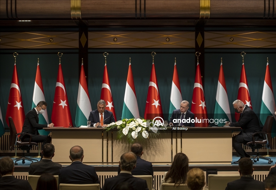 ترکیه و مجارستان 9 توافق‌نامه همکاری امضا کردند 