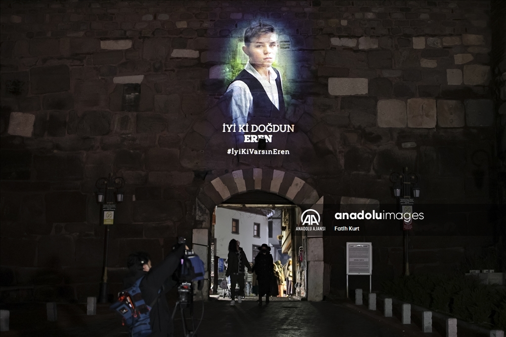 Başkentte Şehit Eren Bülbül’ün doğum gününe özel video gösterisi yapıldı