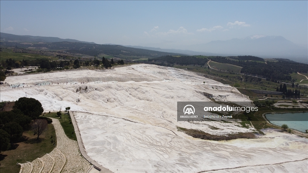 Турецкий Памуккале за 5 месяцев посетило свыше 430 тыс. туристов