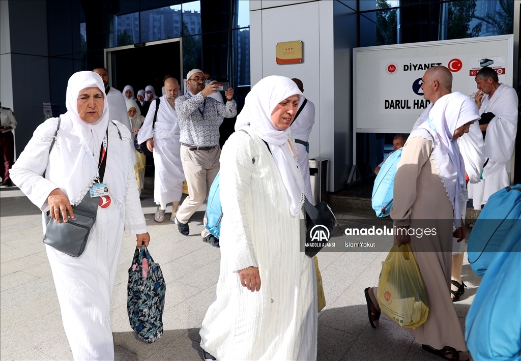 Hacı adaylarının Arafat heyecanı