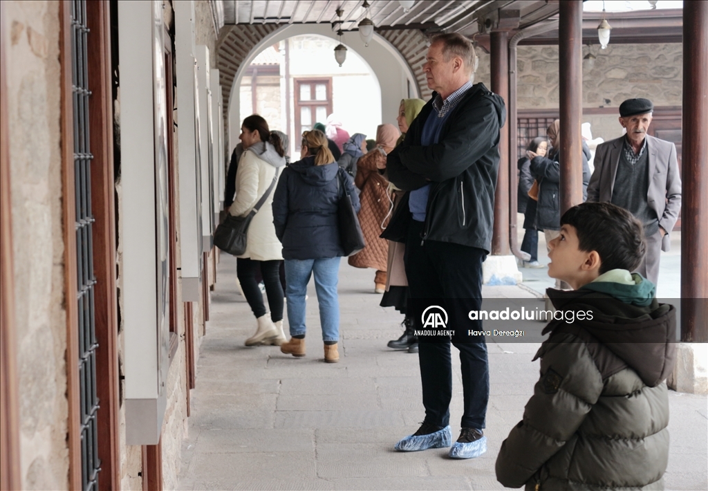 بازدید گسترده از موزه مولانا در قونیه با فرا رسیدن شب عروس 