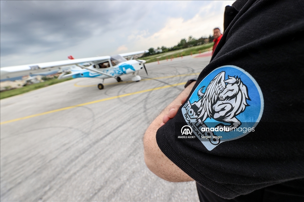 هواپیمای آموزشی «تروی T200» ترکیه برای اولین بار روی باند فرود آمد