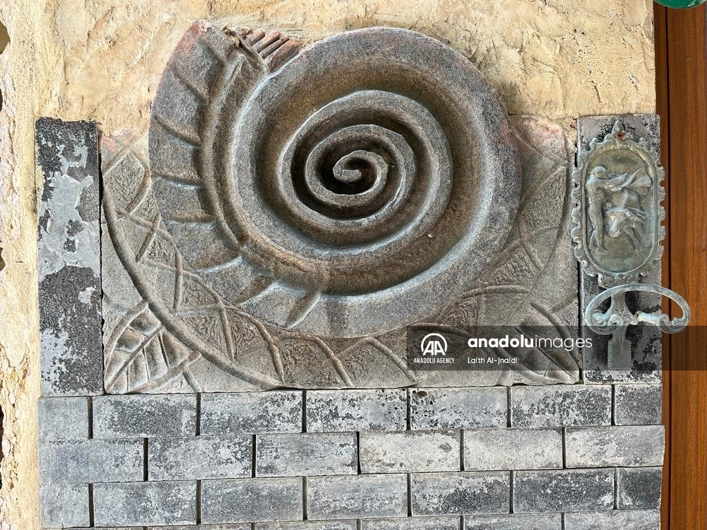 Искусство помогает скульптору из Иордании приглушить боль утраты сына