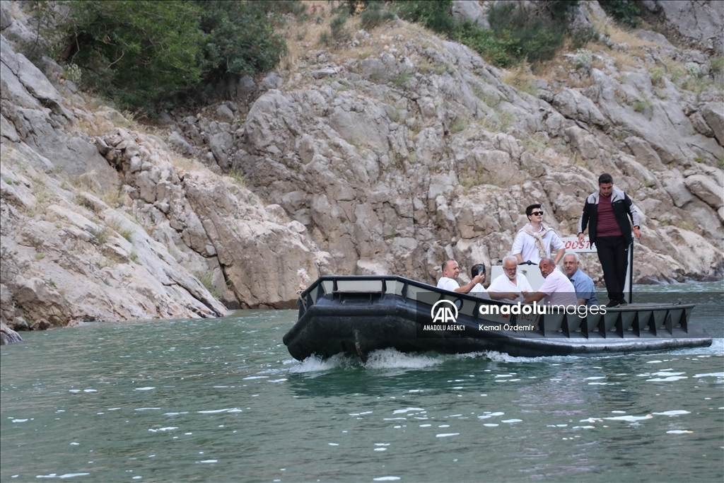 جذابیت «کانیون تاریک» ارزینجان برای دوستداران طبیعت در ترکیه 