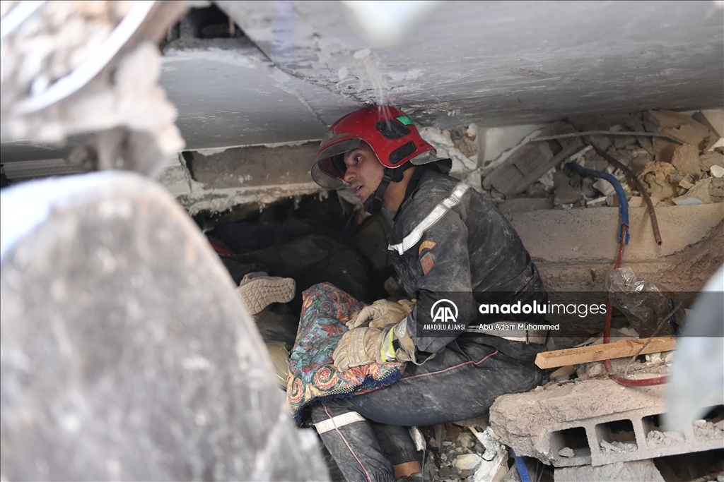 Fas'taki depremde hayatını kaybedenlerin sayısı 1037'ye yükseldi