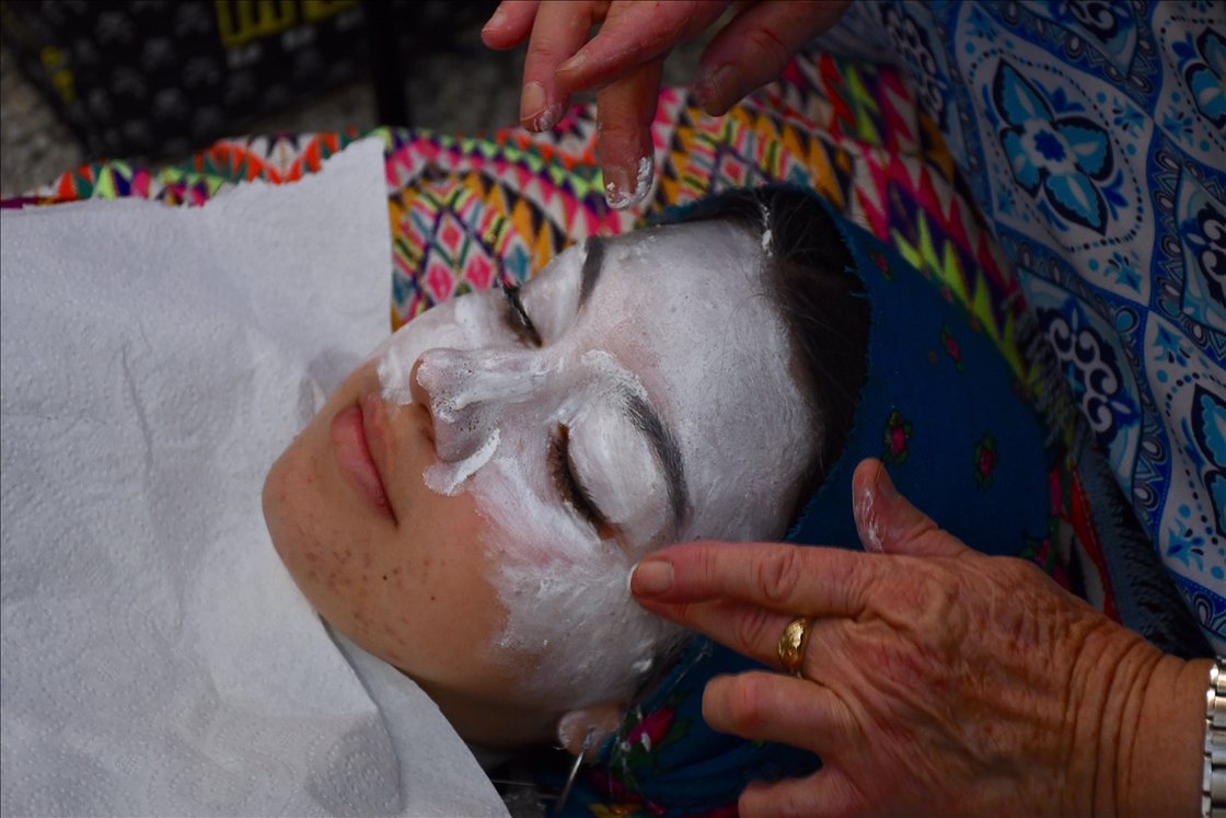 Traditional Bridal Makeup Ritual in Prizren