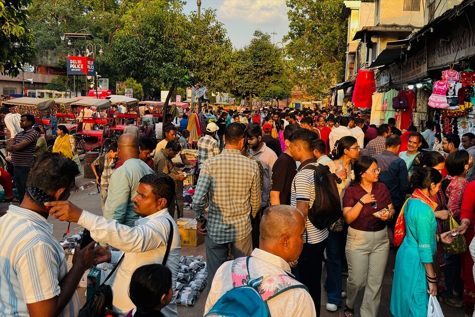 Hindistan'da dünyanın en kapsamlı nüfus sayımı sürecinin başlatıldığı bildirildi
