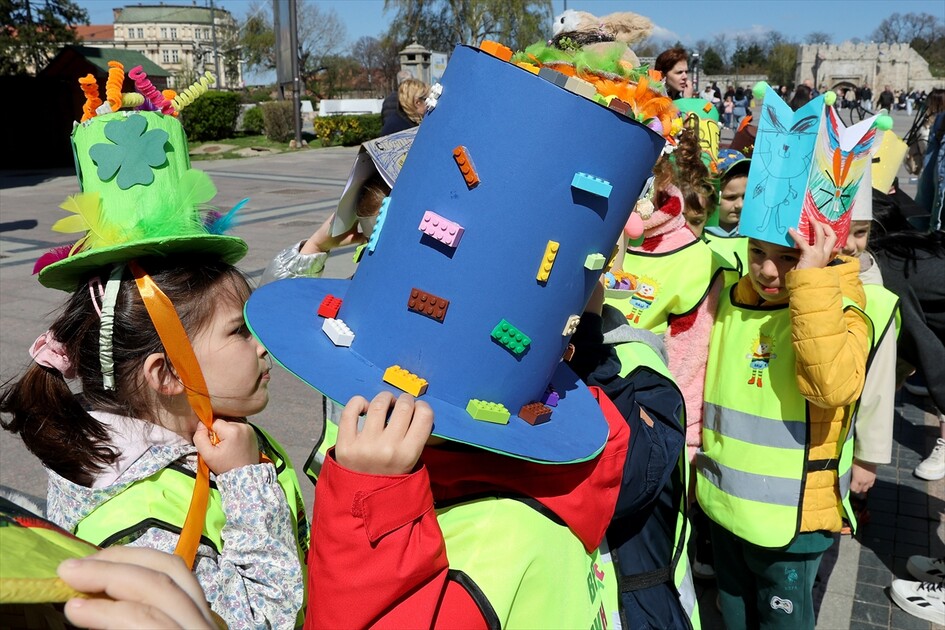 U Nišu održana „Šeširijada“, prolećni karneval dečjih šešira