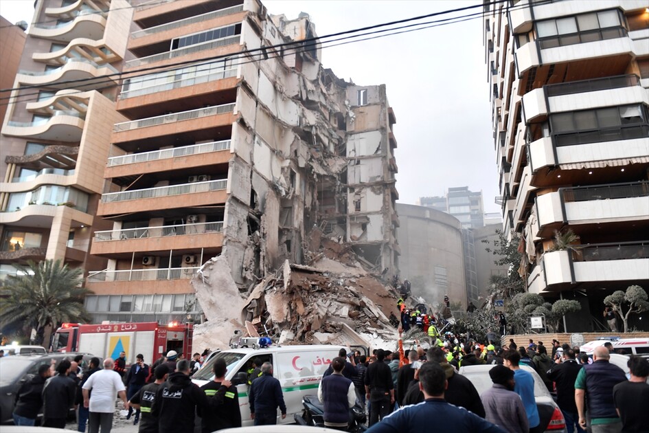 İsrail'in Beyrut'a düzenlediği şiddetli saldırılar nedeniyle bölgede oluşan yıkım görüntülendi