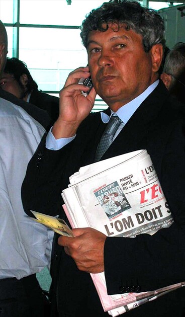 قدم.. رحيل أسطورة الكرة الرومانية ميرسيا لوسيسكو