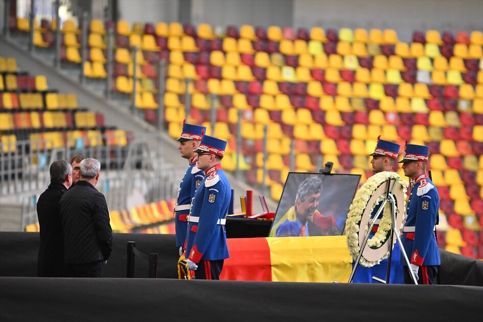 Ünlü teknik direktör Mircea Lucescu için Romanya'da cenaze töreni düzenlendi
