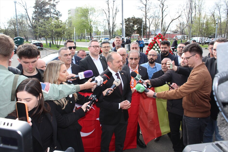 Ünlü teknik direktör Mircea Lucescu için Romanya'da cenaze töreni düzenlendi
