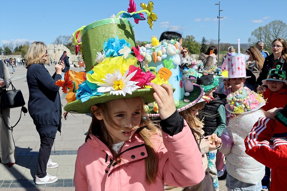 U Nišu održana „Šeširijada“, prolećni karneval dečjih šešira