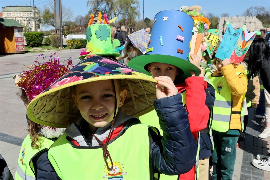 U Nišu održana „Šeširijada“, prolećni karneval dečjih šešira