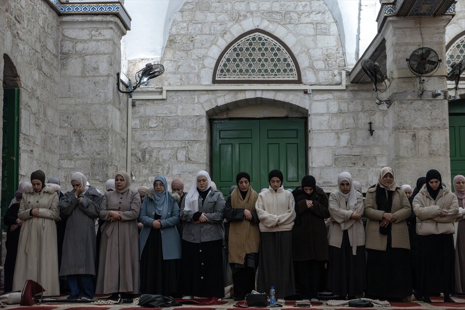 Al-Aqsa Mosque reopens after 40-day closure by Israel