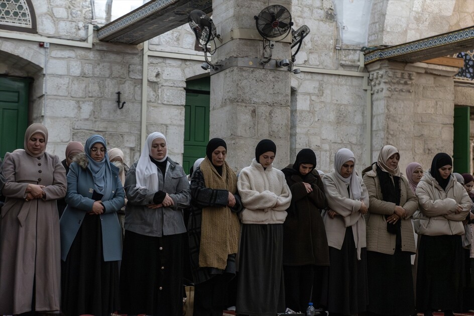 Al-Aqsa Mosque reopens after 40-day closure by Israel