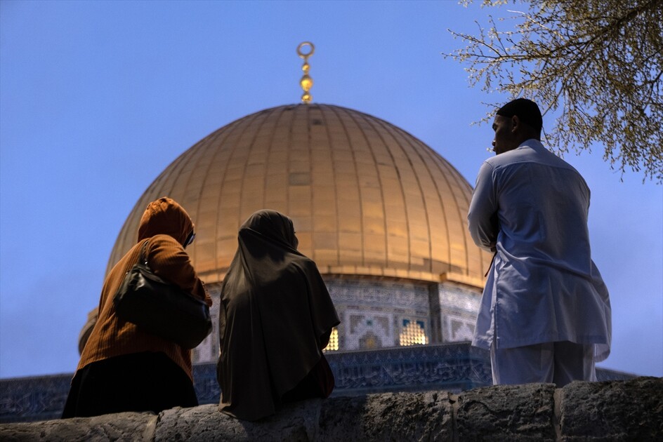 Al-Aqsa Mosque reopens after 40-day closure by Israel