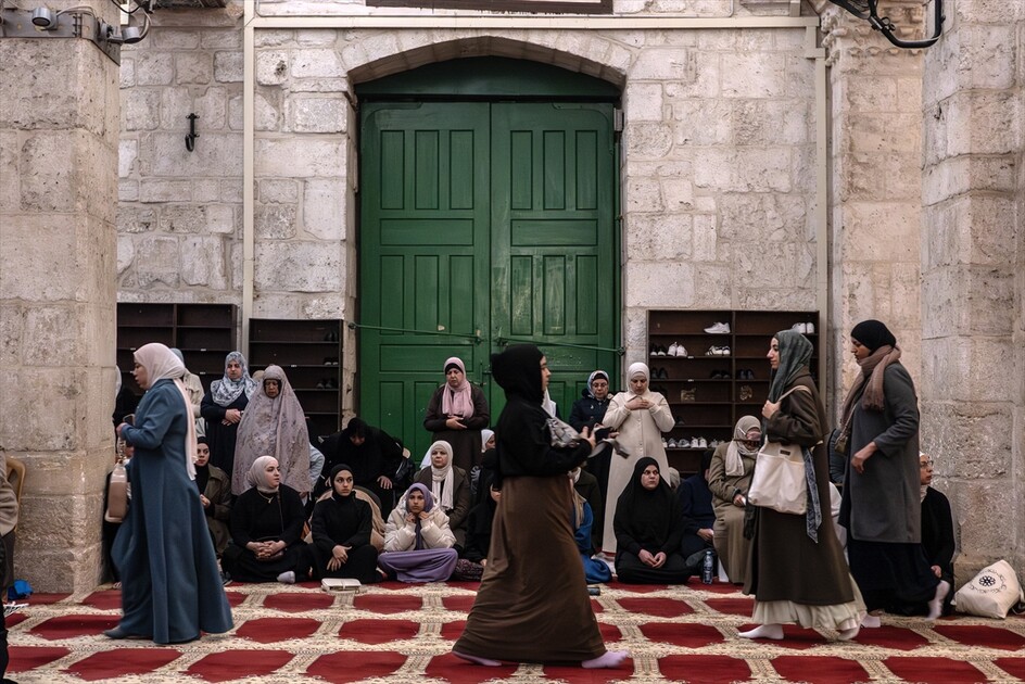 Al-Aqsa Mosque reopens after 40-day closure by Israel