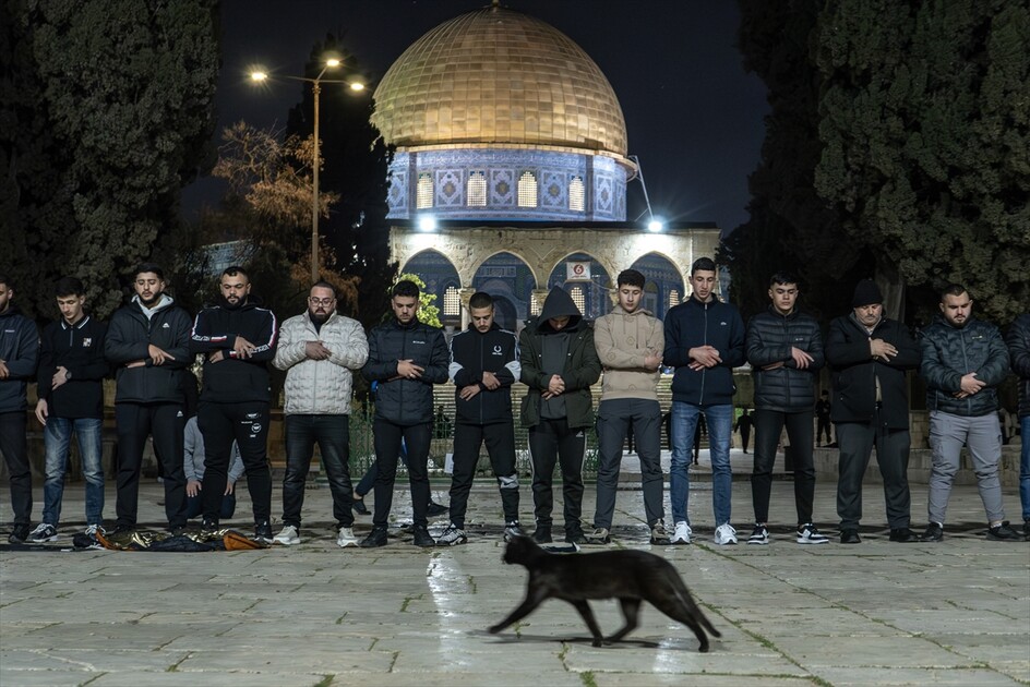 Al-Aqsa Mosque reopens after 40-day closure by Israel