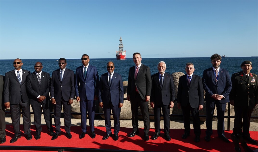 وزير تركي: سفينة