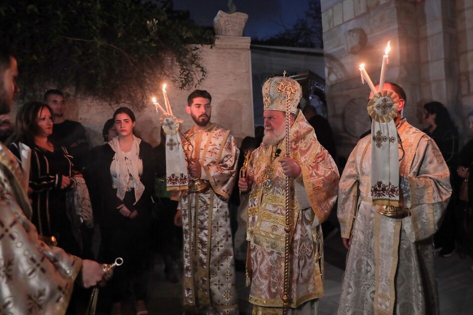 صلوات من قلب المعاناة.. مسيحيو غزة يحيون