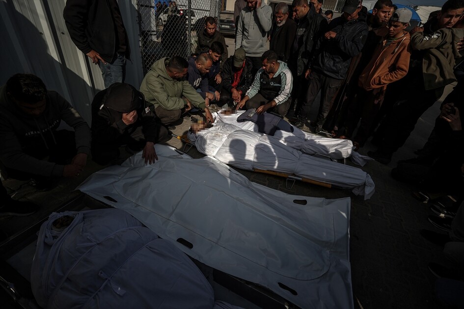 İsrail'in Gazze'de düzenlediği saldırıda 6 kişi hayatını kaybetti